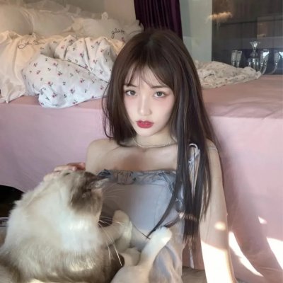 她的伪装